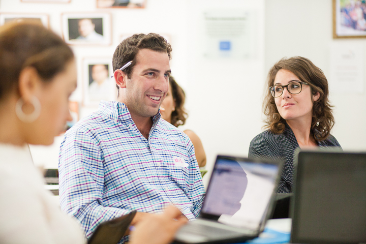 Bentzi, from the USA, and Sarah, from France, during a group job search session led by Gvahim's Placement Team.